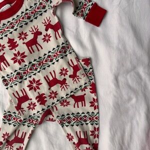 Hanna Andersson Red and Cream Kids Pajama Set